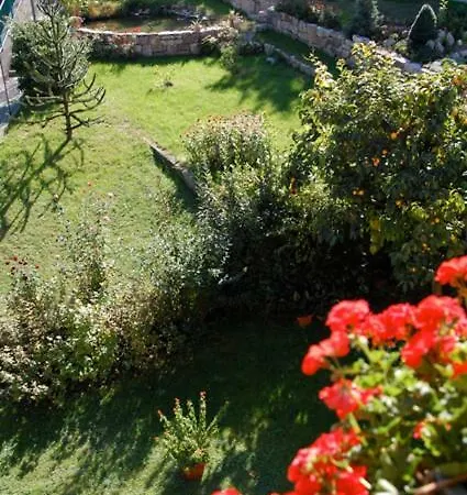 Doss Nocleg ze śniadaniem *